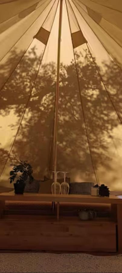 Evasion En Pleine Nature, Tipi Insolite Et Jacuzzi Au Pont Du Gard ! แวร์ ปองต์ ดู การ์ ภายนอก รูปภาพ
